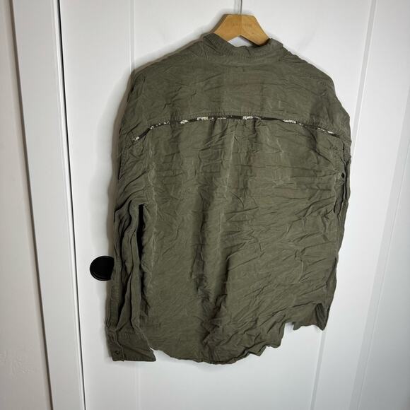 Free People Off Campus Army Green Metallic Trim Button Down Shirt Size Large - Picture 6 of 6